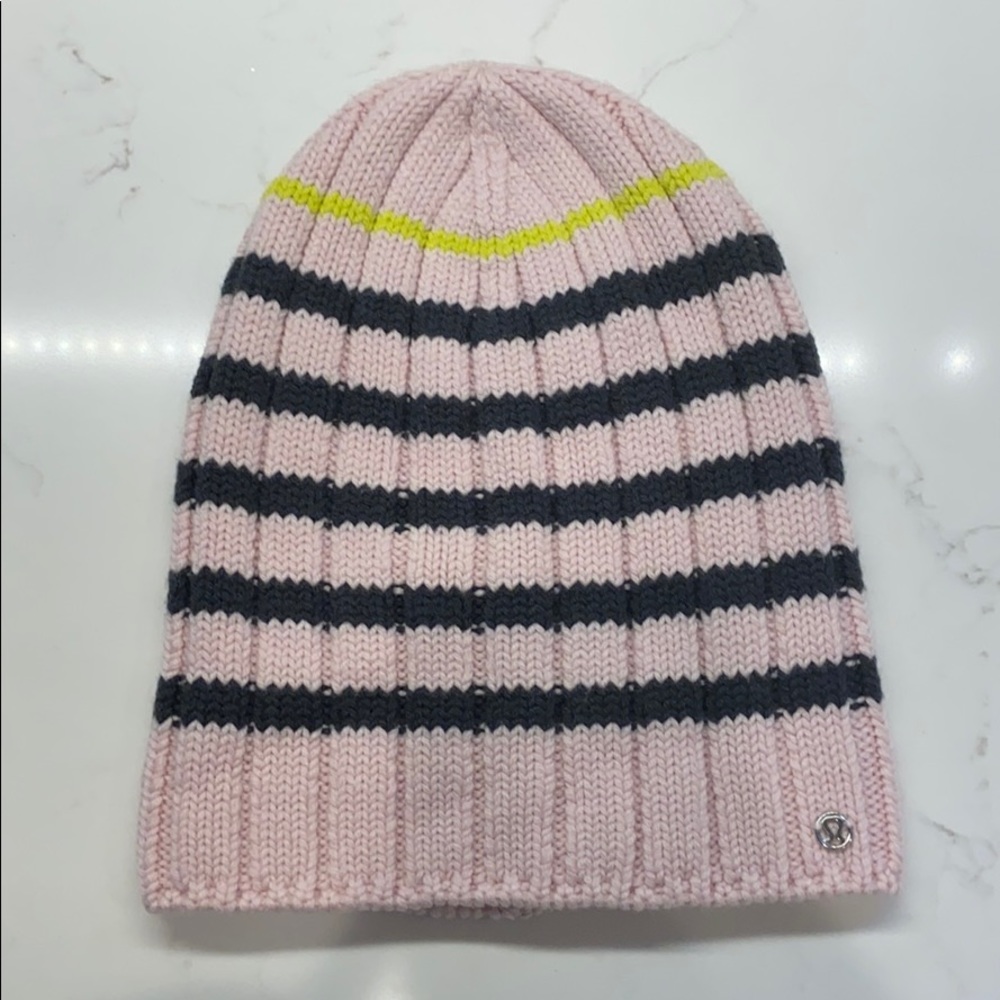 lululemon beanie